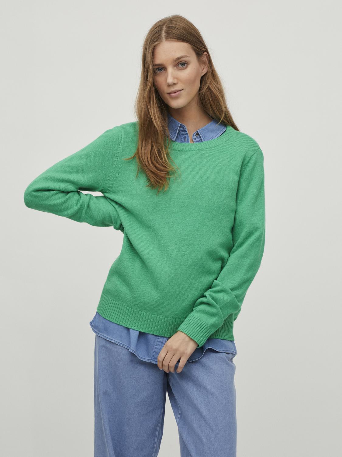 model_shot-front